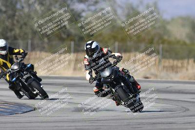 media/Dec-01-2025-Moto Forza (Mon) [[2daa91e15f]]/3-Beginner Group/Session 3 (Turn 3)/